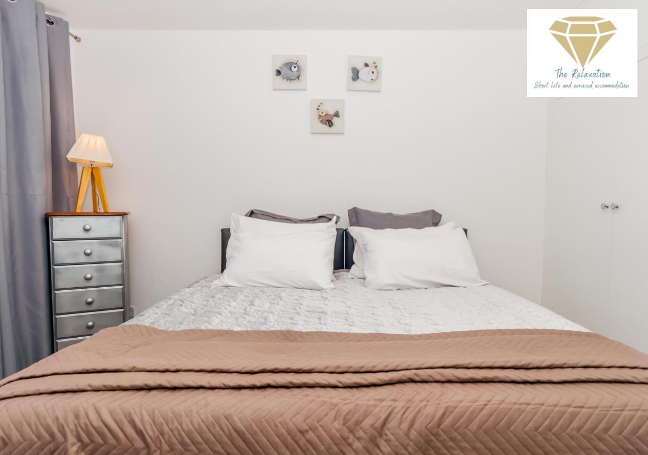 2 Bed Apartment-5 Guests - Business-Relocation-Parking - The Brighton Short Stay & Serviced Apartments Экстерьер фото