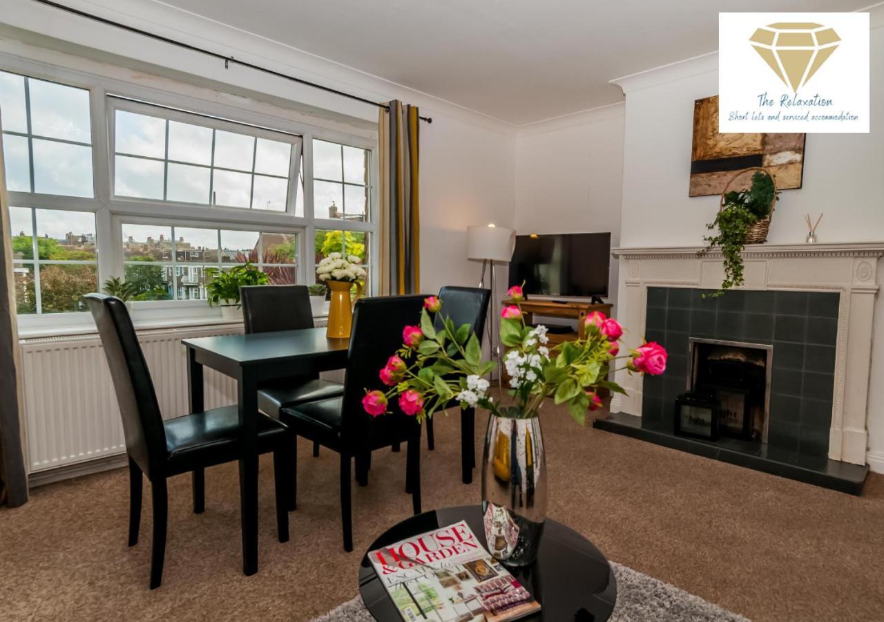 2 Bed Apartment-5 Guests - Business-Relocation-Parking - The Brighton Short Stay & Serviced Apartments Экстерьер фото