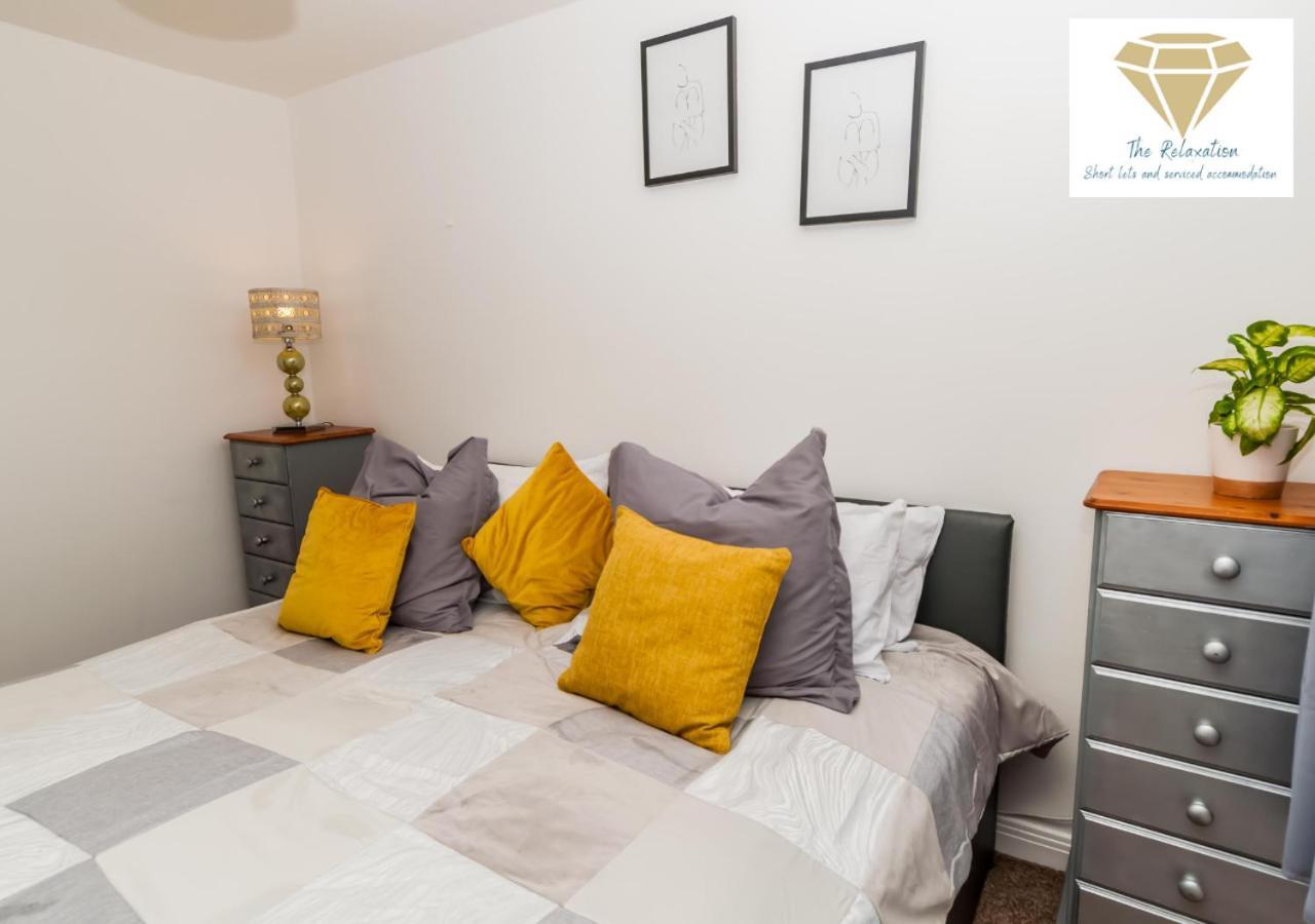 2 Bed Apartment-5 Guests - Business-Relocation-Parking - The Brighton Short Stay & Serviced Apartments Экстерьер фото