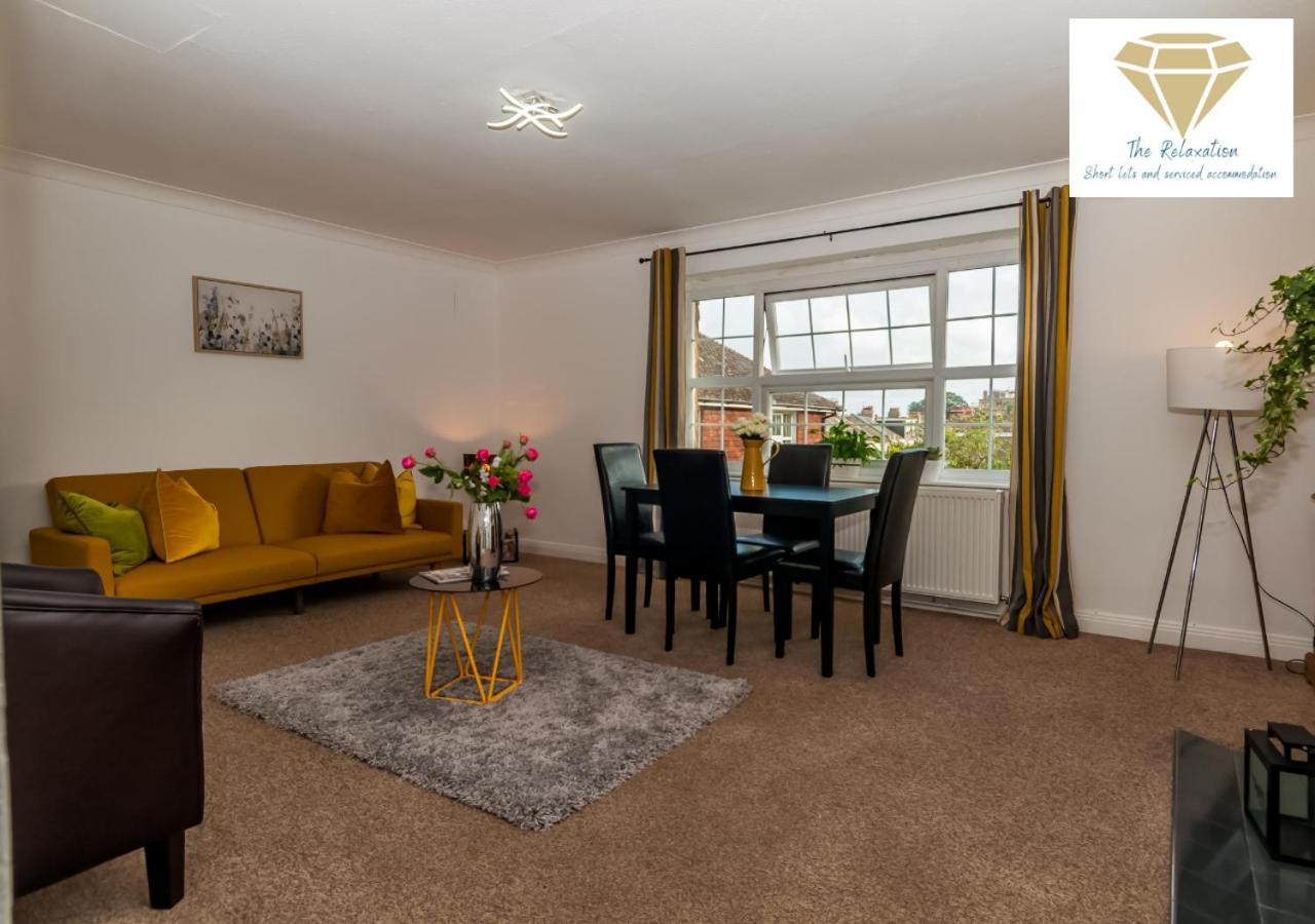 2 Bed Apartment-5 Guests - Business-Relocation-Parking - The Brighton Short Stay & Serviced Apartments Экстерьер фото